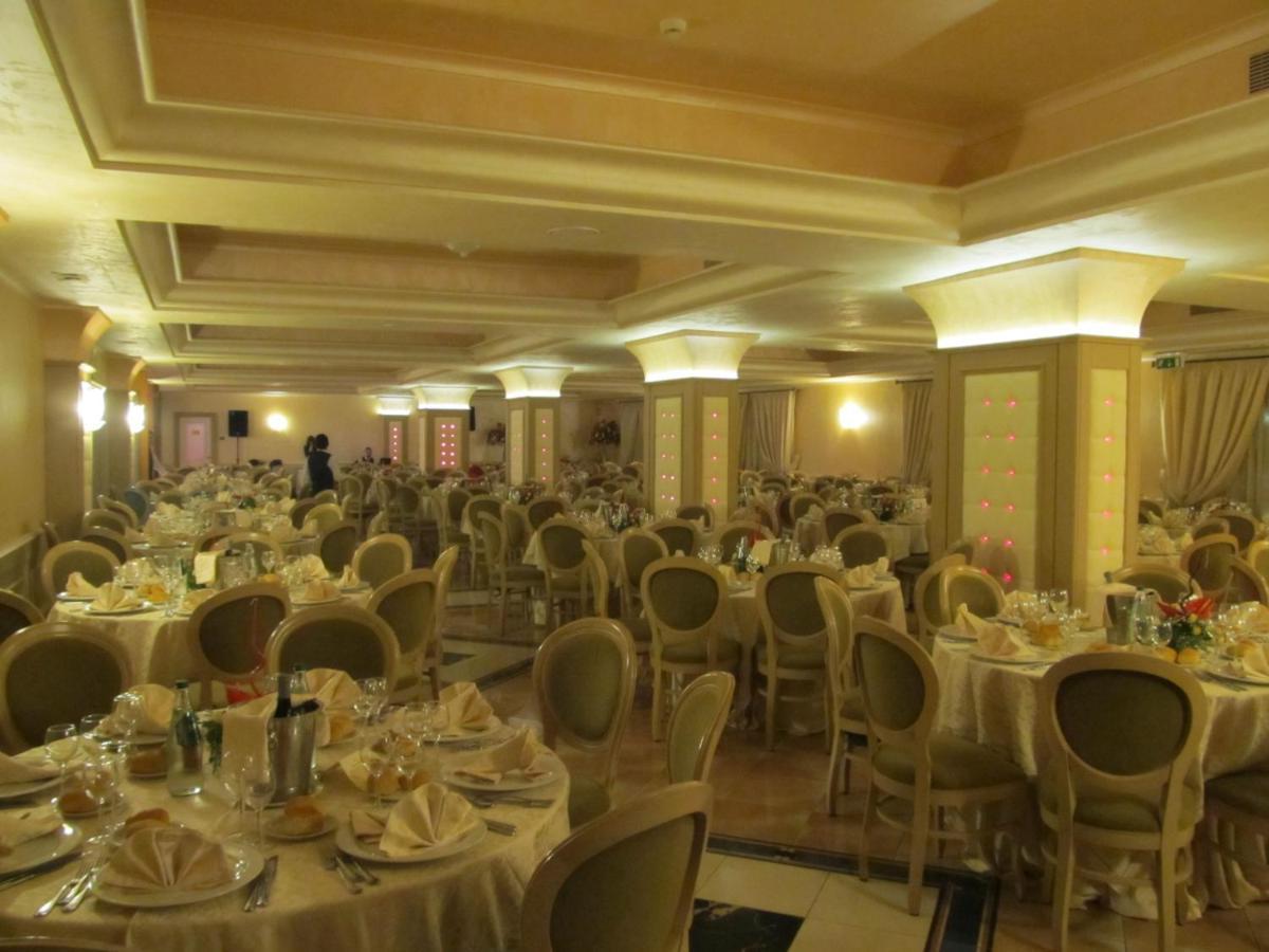 Club Hotel Kennedy Roccella Ionica Dış mekan fotoğraf