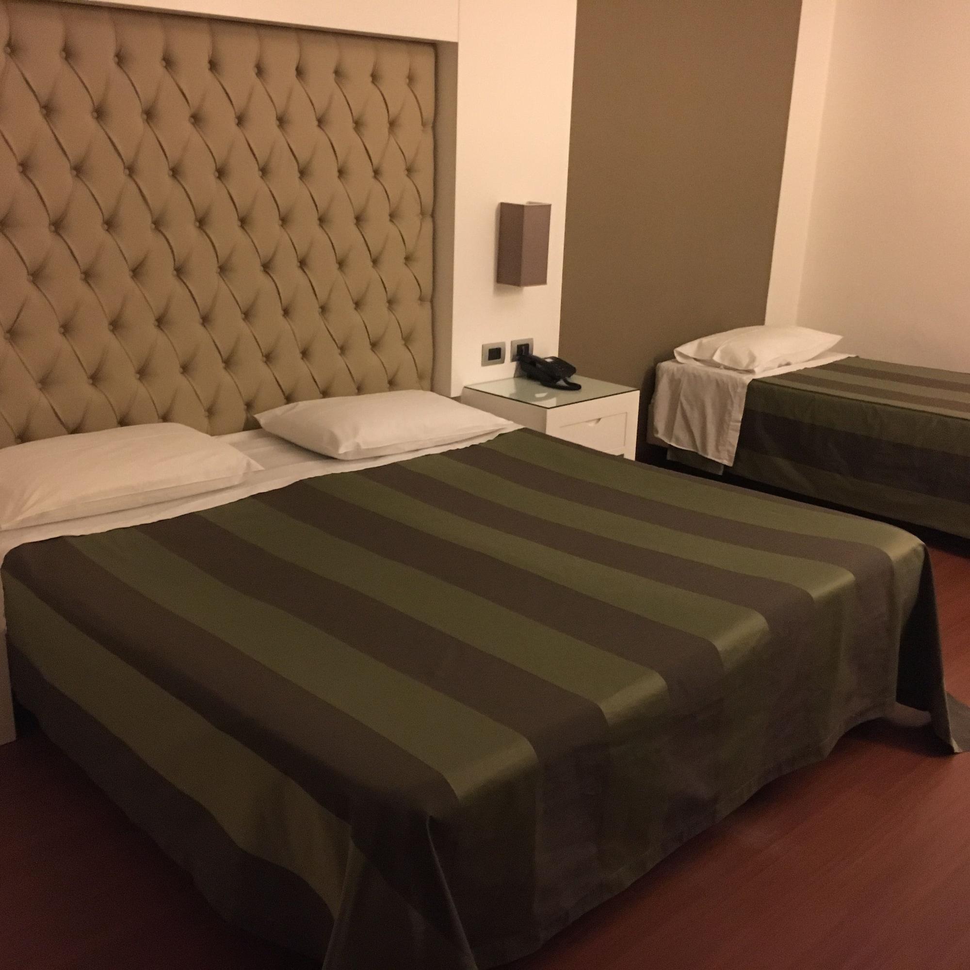 Club Hotel Kennedy Roccella Ionica Dış mekan fotoğraf