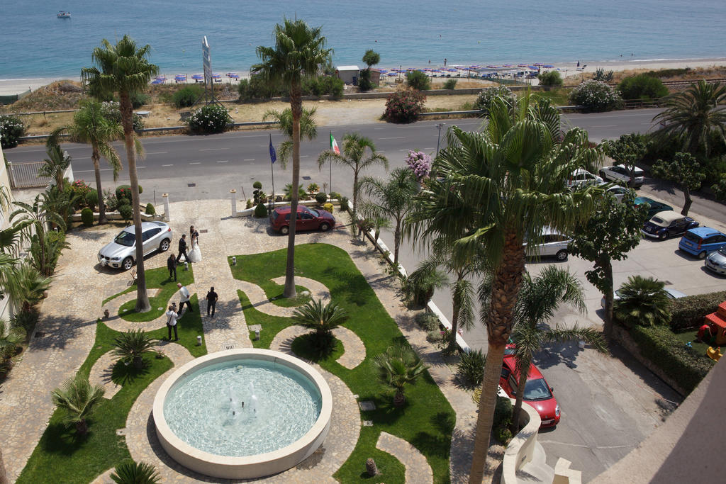 Club Hotel Kennedy Roccella Ionica Dış mekan fotoğraf