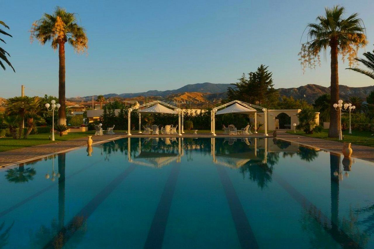 Club Hotel Kennedy Roccella Ionica Dış mekan fotoğraf