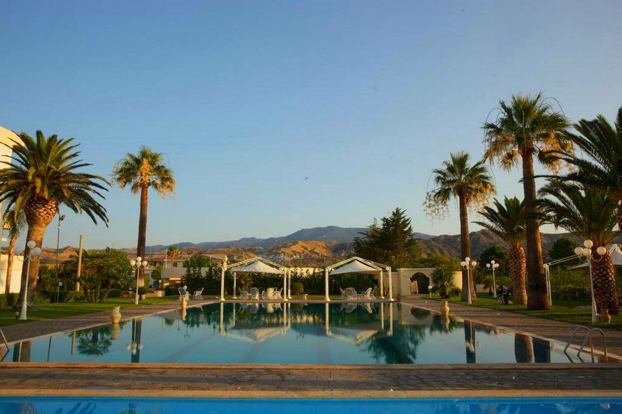 Club Hotel Kennedy Roccella Ionica Dış mekan fotoğraf