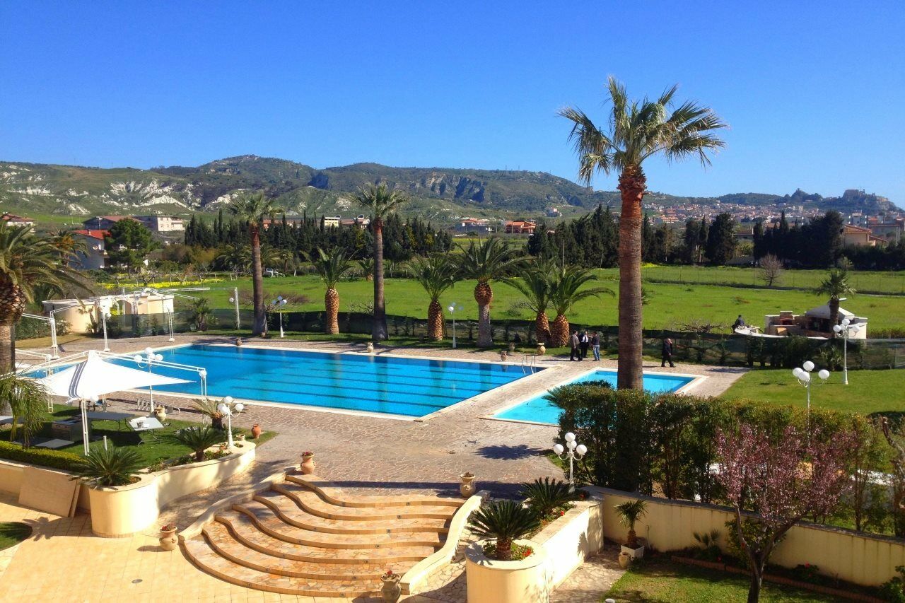 Club Hotel Kennedy Roccella Ionica Dış mekan fotoğraf